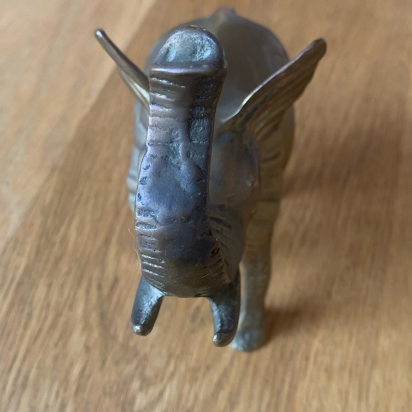 Vintage solid brass elephant - Picture 3 of 8